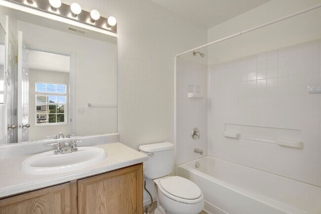 Building Photo - 2756 Scotchbroom Point