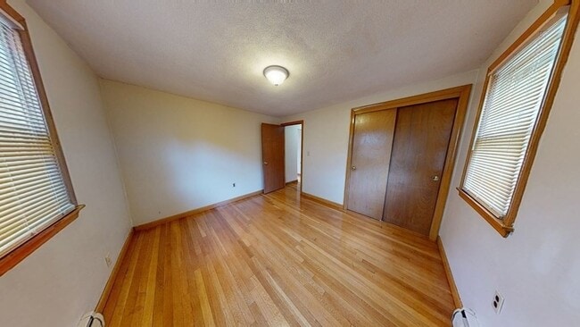 Building Photo - 62 Osceola St