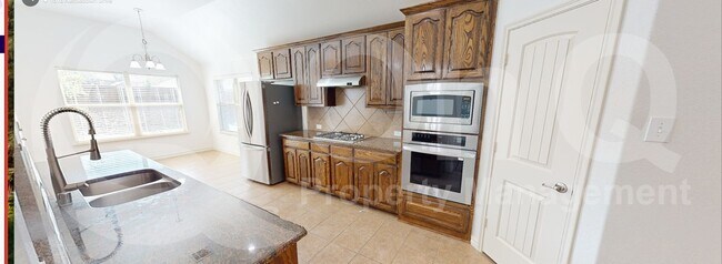 Building Photo - 1618 Nestledown Dr