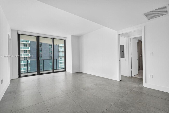 Building Photo - 1300 S Miami Ave