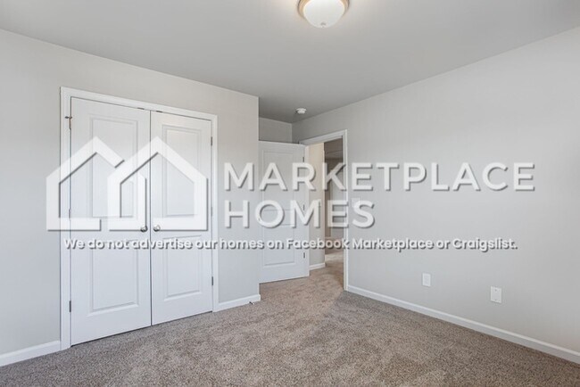 Building Photo - 246 W L Miller Dr