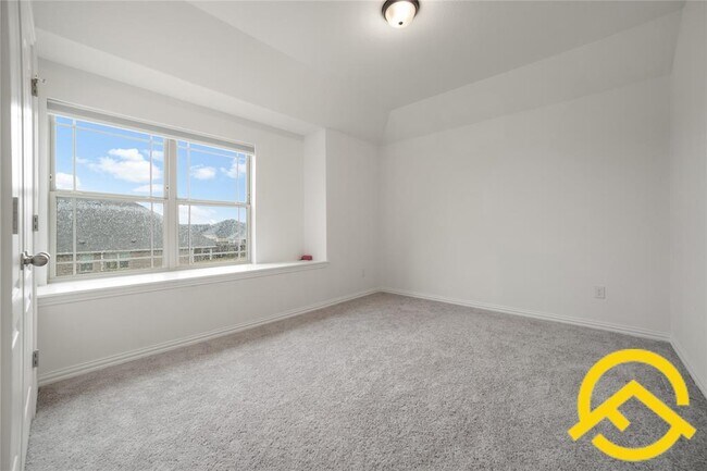 Building Photo - 671 Durian Lp