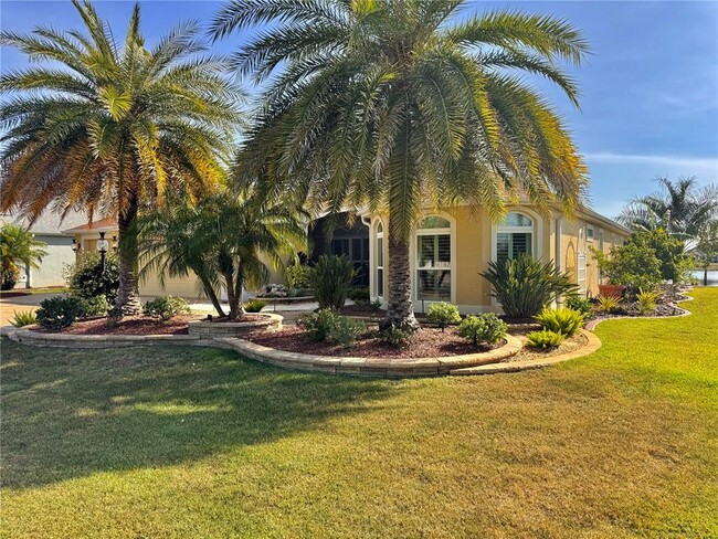 Building Photo - 4167 Victory Dr
