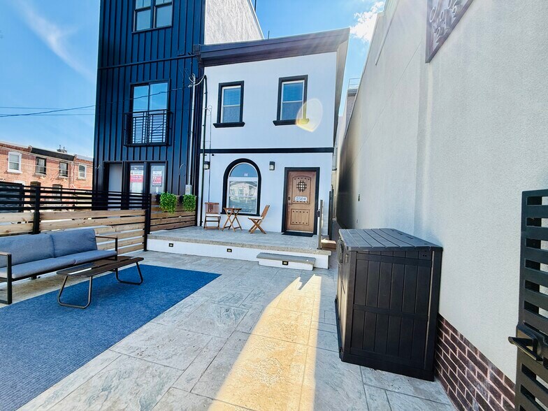 Front Exterior - 2504 E York St