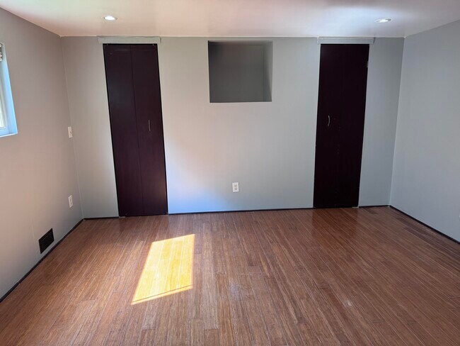 Building Photo - 4096 Simpson Ln