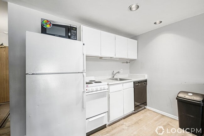 Building Photo - Cozy Condo in Park City!