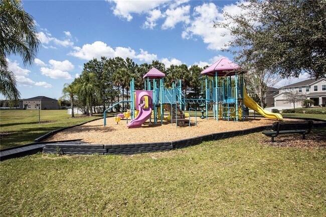 Building Photo - 1319 Rowantree Dr