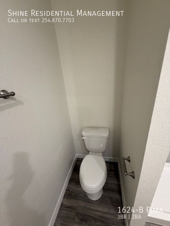 Building Photo - 1624-B Pima-