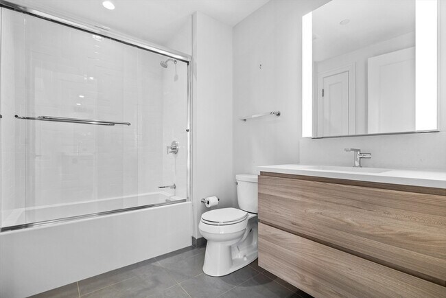 Building Photo - 135 Seaport Blvd