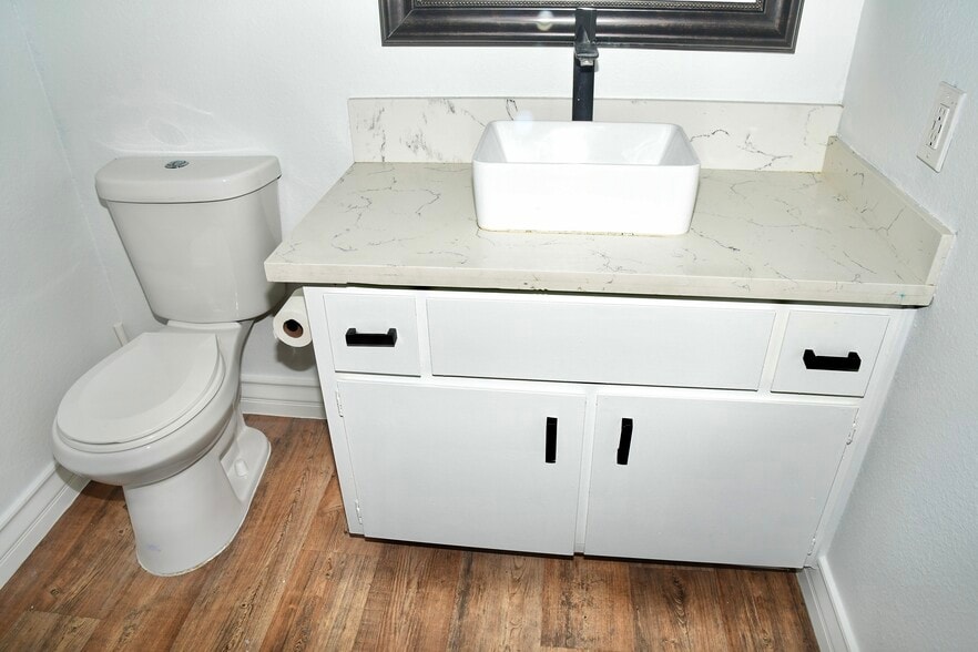 Bathroom one - 925 Willow Tree Dr