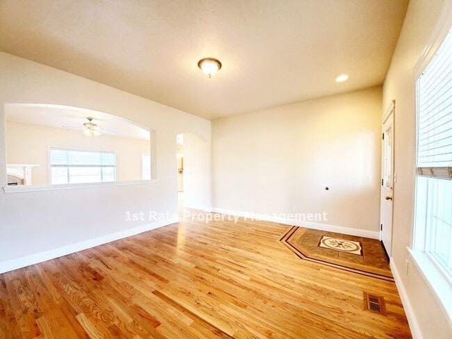 Building Photo - 11550 W Tahiti St