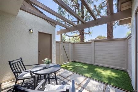 Building Photo - 801 Vista Ct