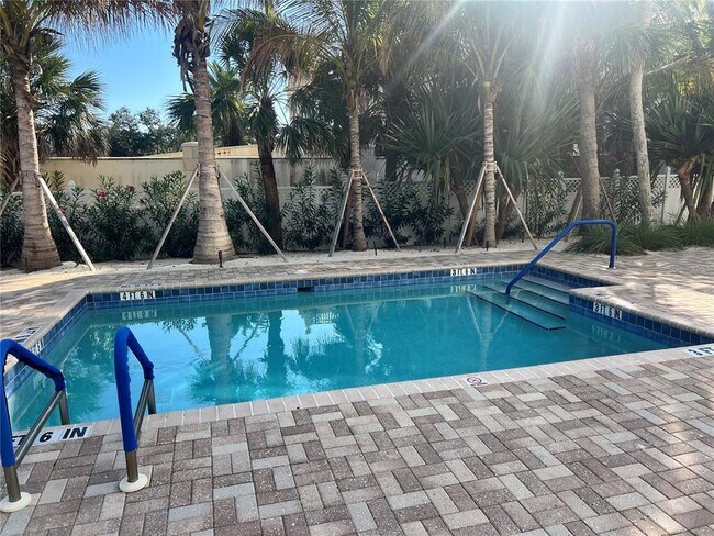 Building Photo - 1001 Point of Rocks Rd