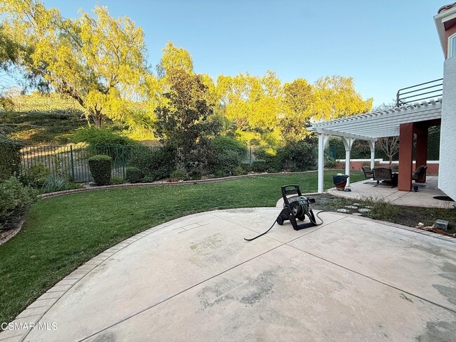 Building Photo - 267 High Meadow St