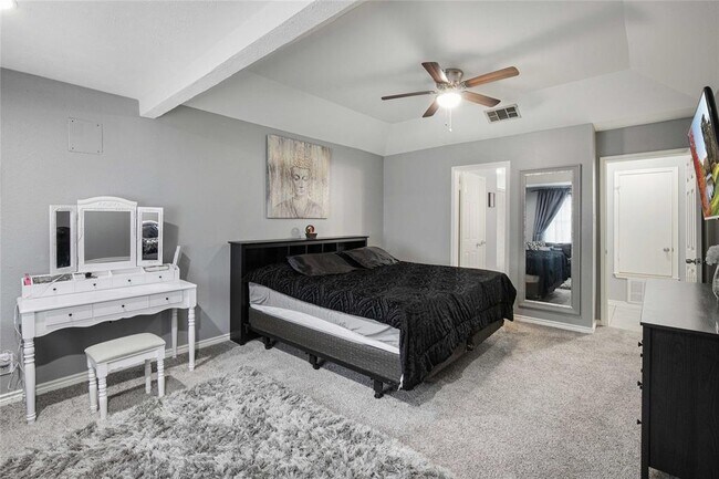 Building Photo - 1205 Ivybridge Dr