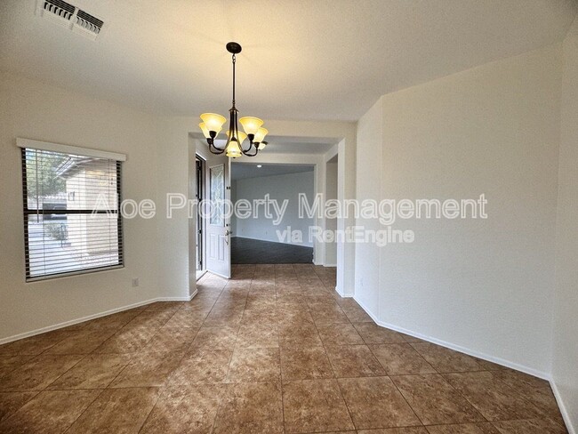 Building Photo - 14141 N 136th Ln