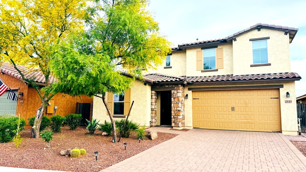 Primary Photo - 2533 W Brisa Dr