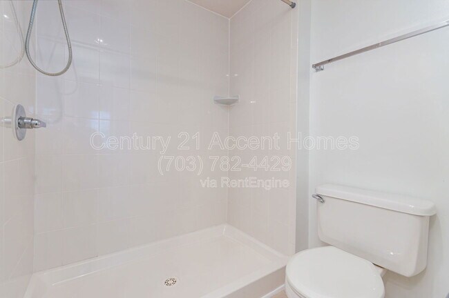 Building Photo - 29 S Floyd St