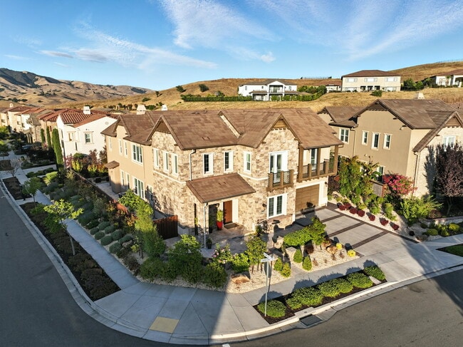 Building Photo - 201 Corriedale Ct