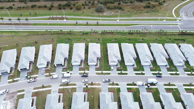 Building Photo - 8173 Sternway Rd