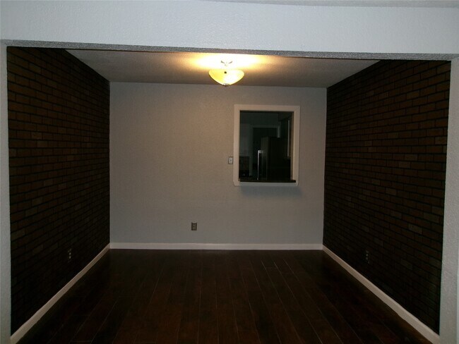Building Photo - 781 Country Pl Dr