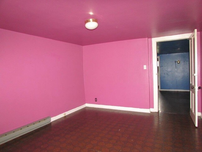 Building Photo - 509 Ridge St