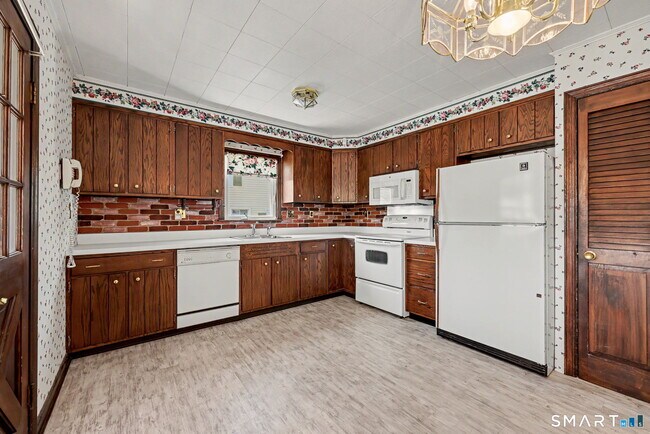 Building Photo - 21 Victory Ct