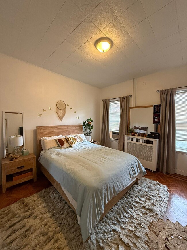 Building Photo - 207 JEWETT Ave