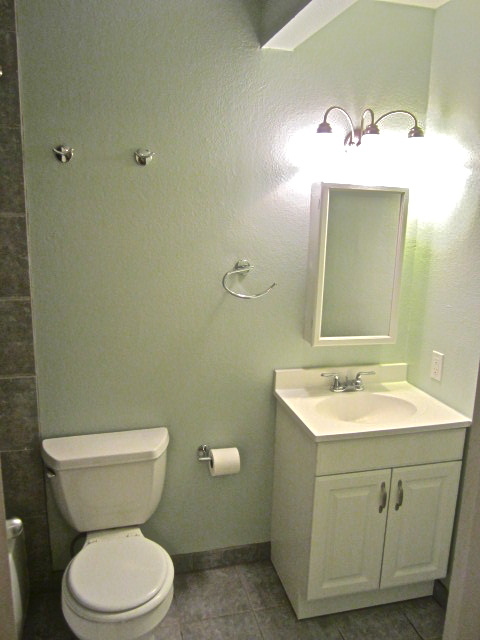 Building Photo - One Bedroom Apartment In Two Mile Creek.  ...
