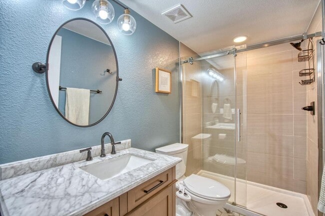 Building Photo - 633 Great Basin Ct