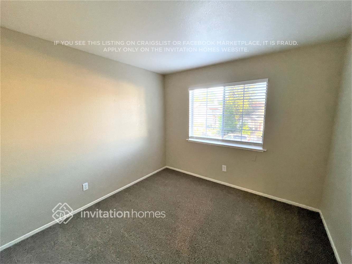 Building Photo - 8323 Lonely Hill Way