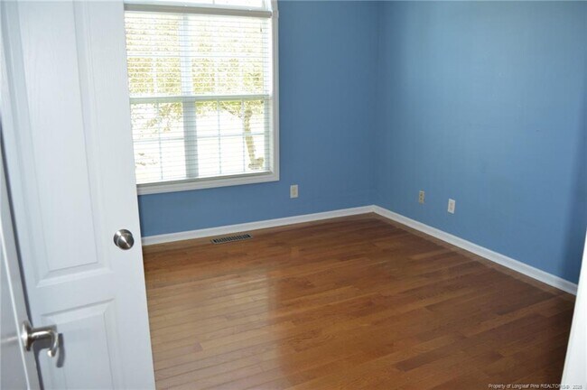 Building Photo - 60 Cobblestone Dr