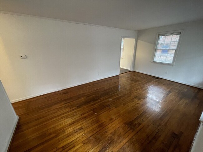 Building Photo - 322 Angier Ave