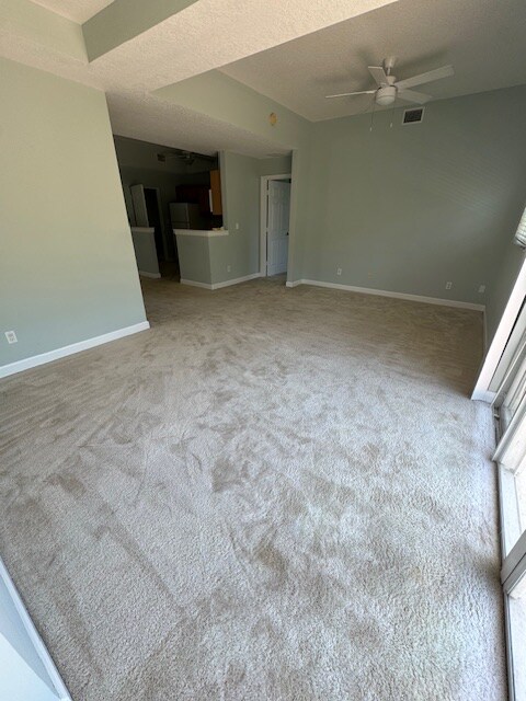 Building Photo - 524 7th Square SW