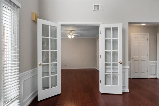 Building Photo - 5407 Oxford Chase Way