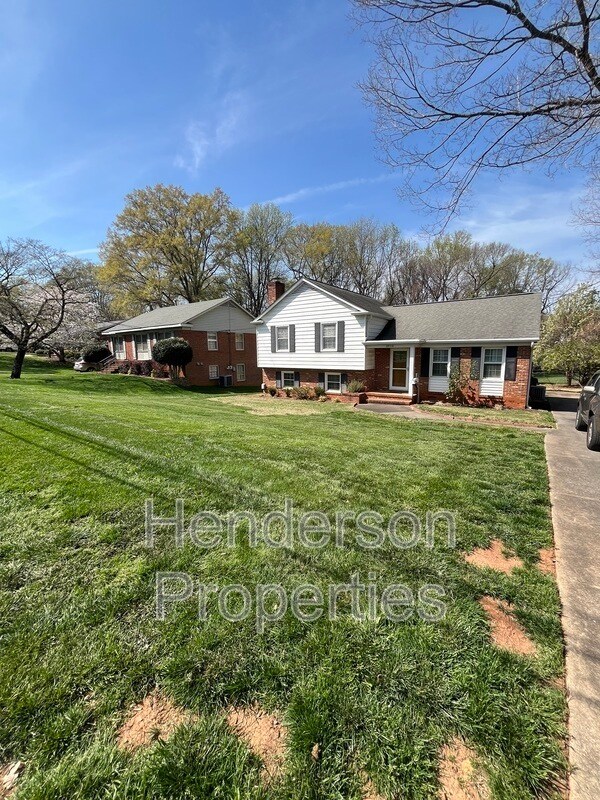 Building Photo - 5906 Colchester Pl