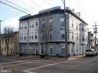 Building Photo - 201 E Franklin St