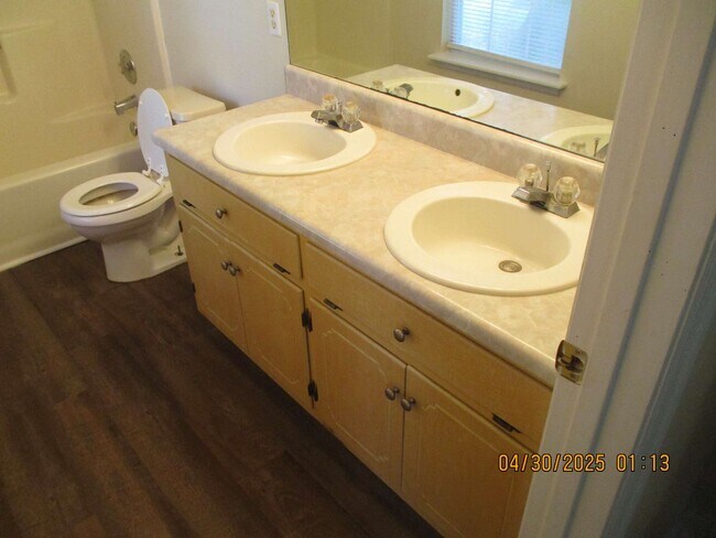 Building Photo - 227 Fire Tower Rd