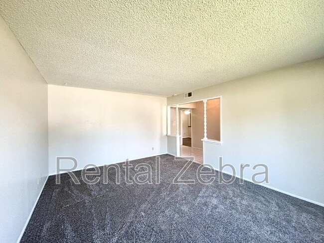 Building Photo - 646 Grambling Ct
