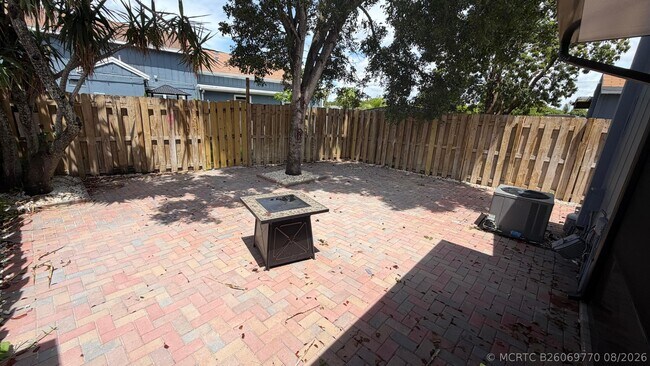 Building Photo - 4741 NW 3rd Terrace