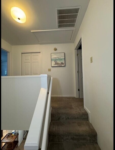 Building Photo - 10027 Washington Cir