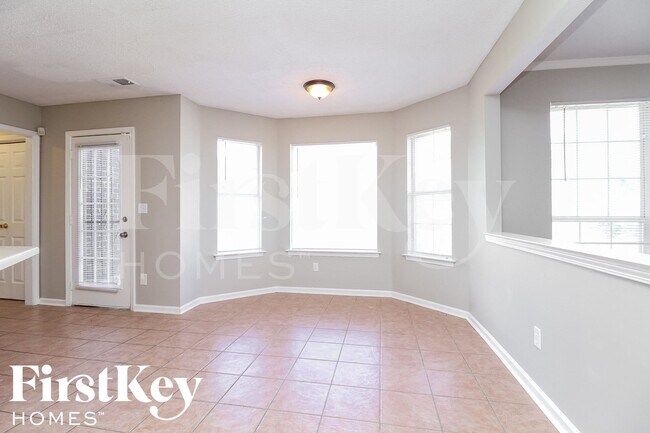 Building Photo - 5153 Grand Pines Dr