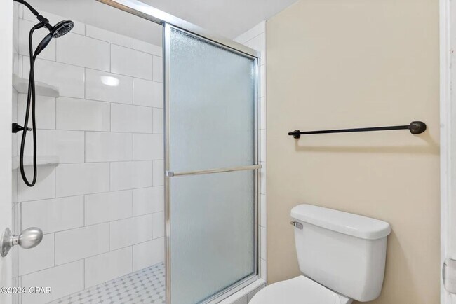 Building Photo - 2 Bedroom 2 Bathroom Condo