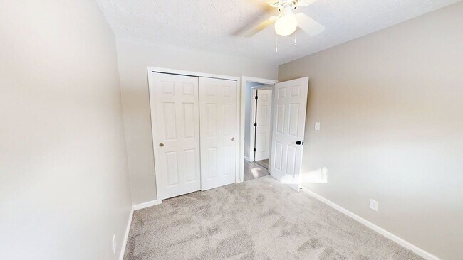 Building Photo - 769 Kettering Rd