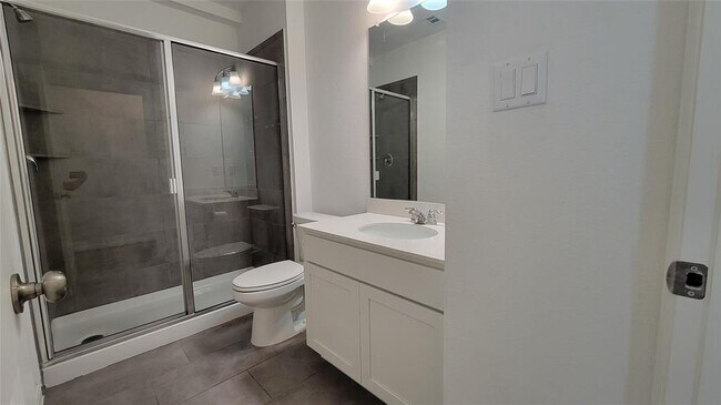 Building Photo - 505 Panzano Dr