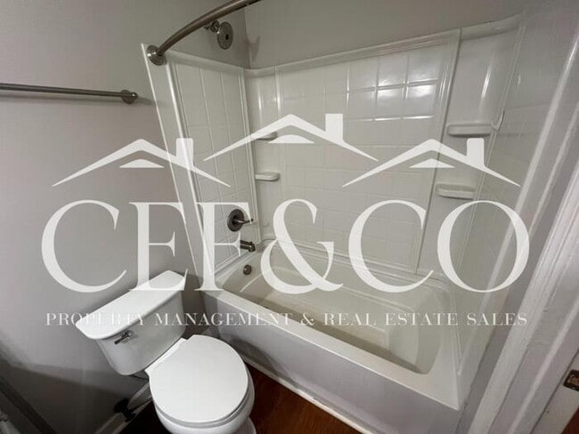 Building Photo - 5359 Parris Bridge Rd