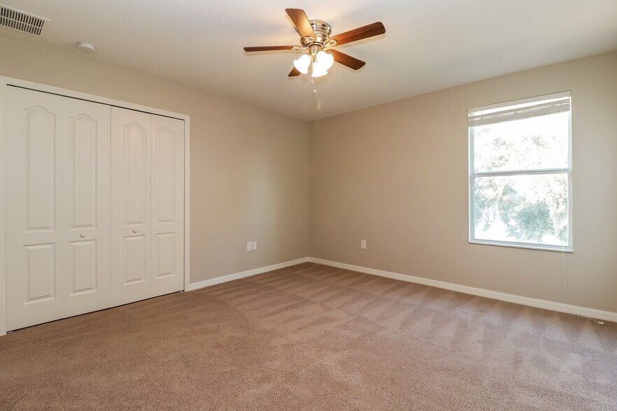 Building Photo - 13714 Lakemont Dr