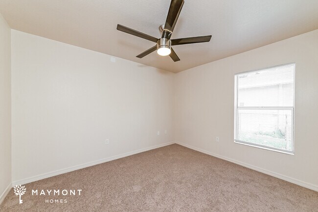 Building Photo - Single-Story Home in Bradenton, FL