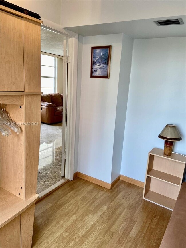 Building Photo - 230 174th St