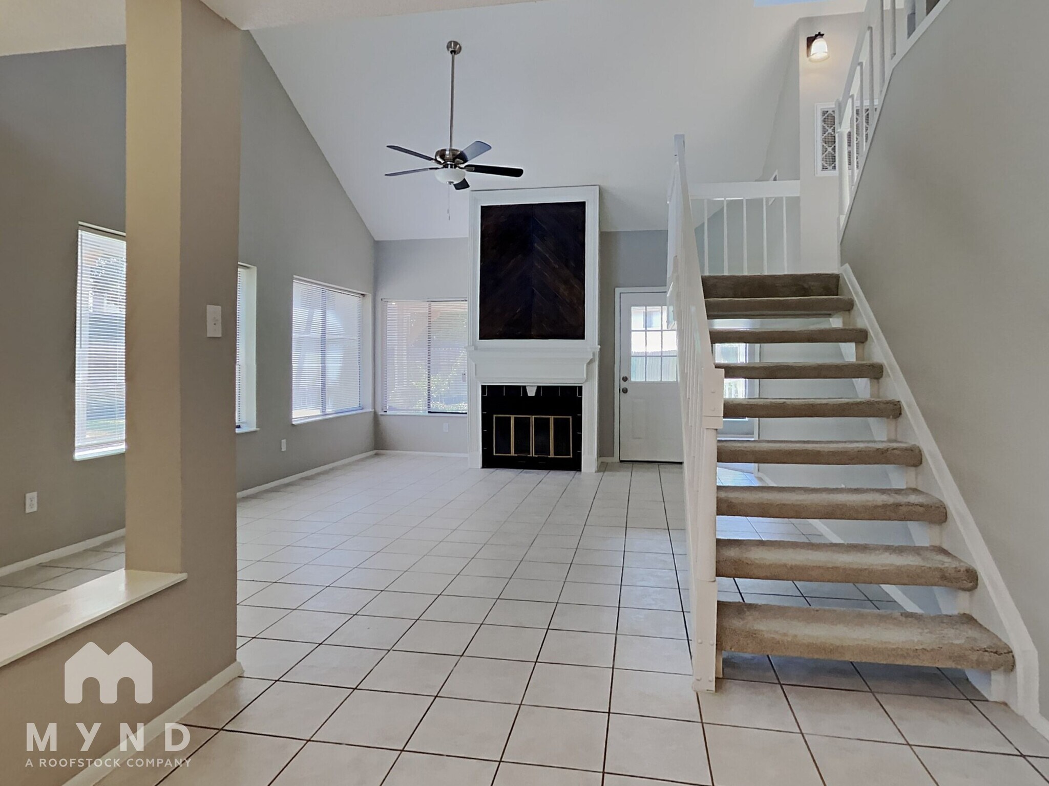 Building Photo - 10826 Riana Dr